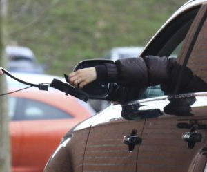 Marta Kaczyńska kupiła synowi obiad w fast foodzie