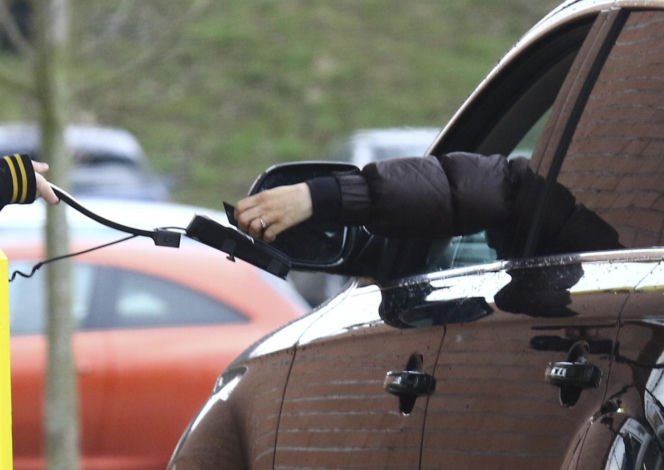 Marta Kaczyńska kupiła synowi obiad w fast foodzie