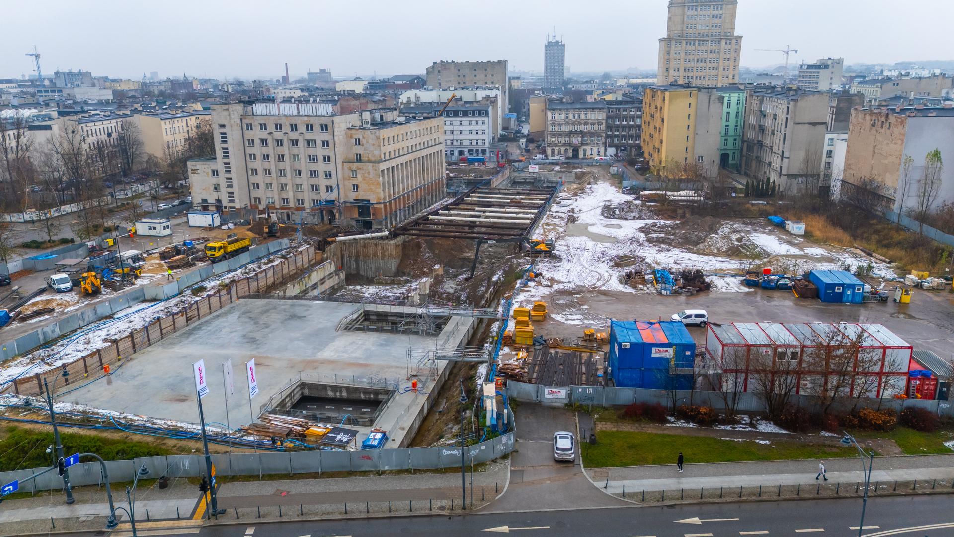 Łódzki Dom Kultury - wciąż jest częścią placu budowy