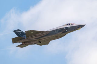 12 polski F-35 w powietrzu. Husarzy przybywa
