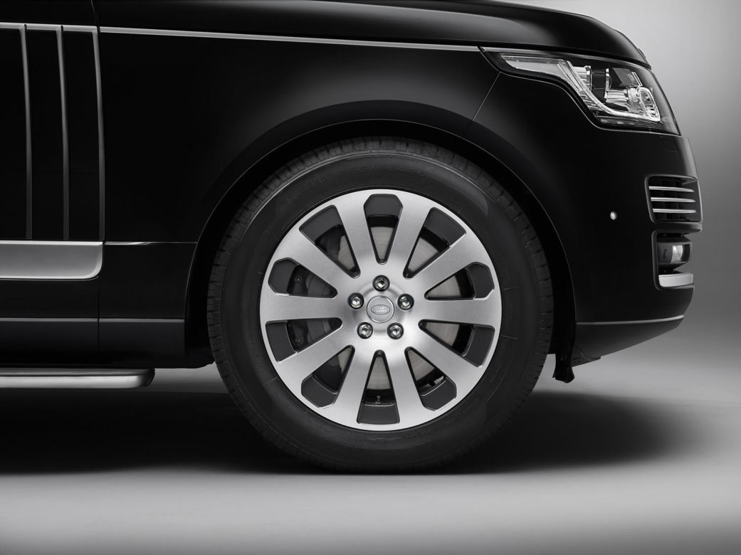 Range Rover Sentinel