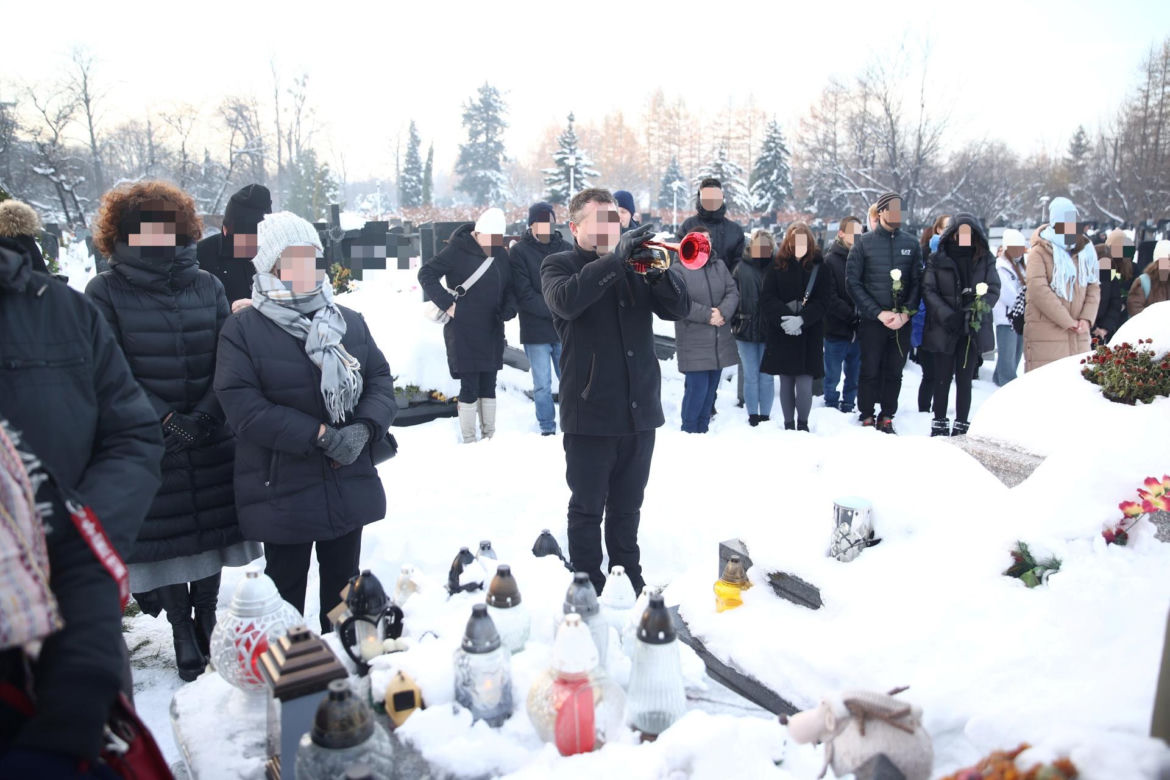Pogrzeb tragicznie zmarłej 14-letniej Natalki z Andrychowa. Jej śmierć wstrząsnęła Polską