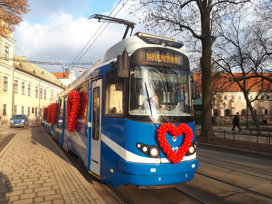 Specjalny tramwaj i... walka o budki lęgowe czyli krakowianie świętowali walentynki
