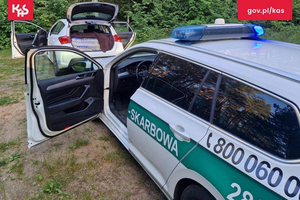 Kontrabanda "pod kocykiem". Przemyt papierosów udaremniony!