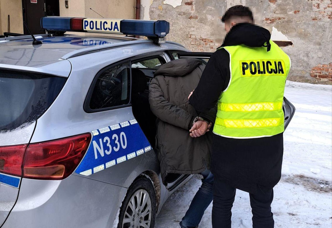 Trzy osoby trafiły do aresztu za rozbój na 29-latku 
