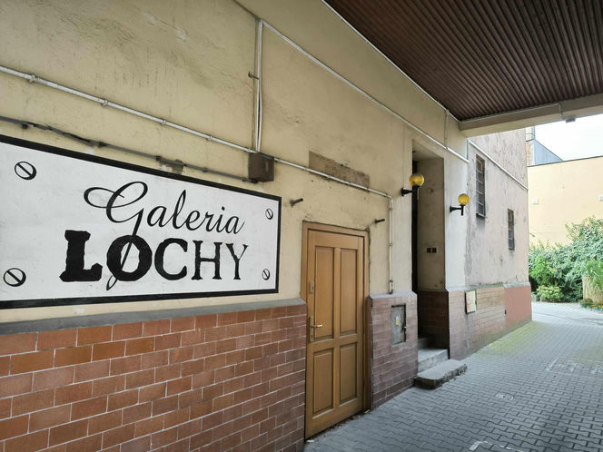 MOK i biblioteka na Chrobrego