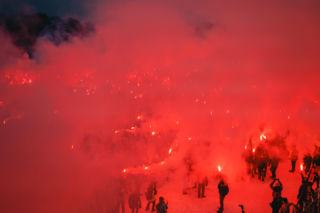Prezydent na Jasnej Górze wśród kibiców. Podziękował za obronę  hasła „Bóg, Honor, Ojczyzna”