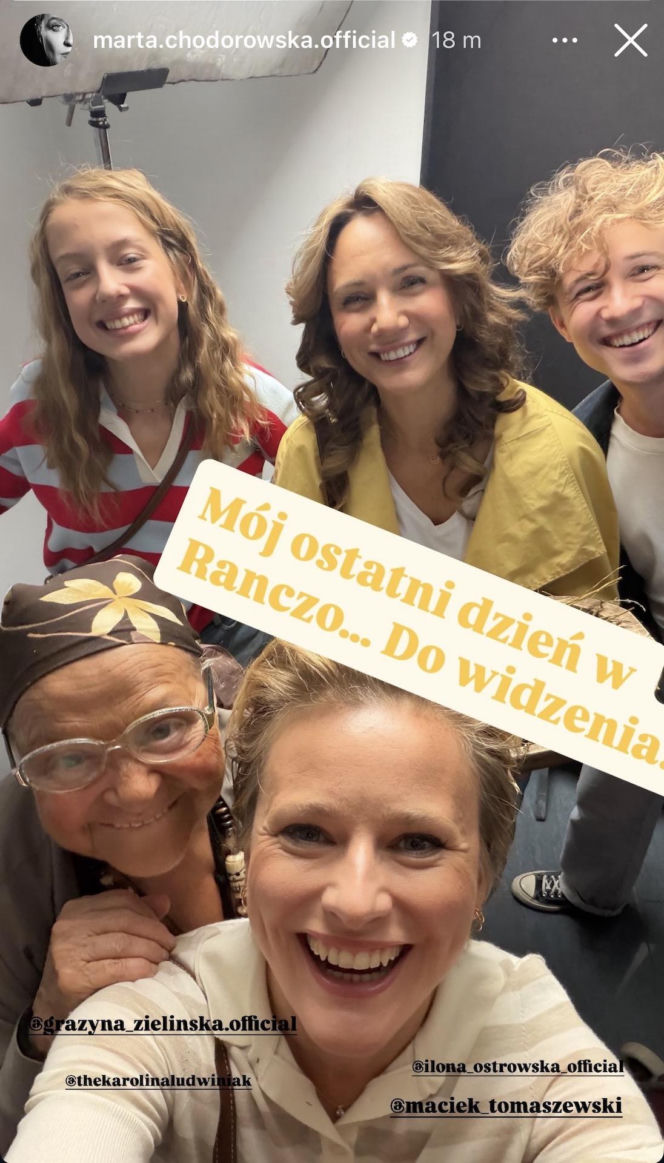 Ranczo. Klaudia (Marta Chodorowska), Lucy (Ilona Ostrowska), Babka (Grażyna Zielińska), Dorotka (Karolina Ludwiniak)