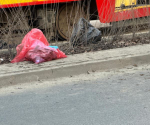 Warszawa. Potrącenie pieszego na torowisku