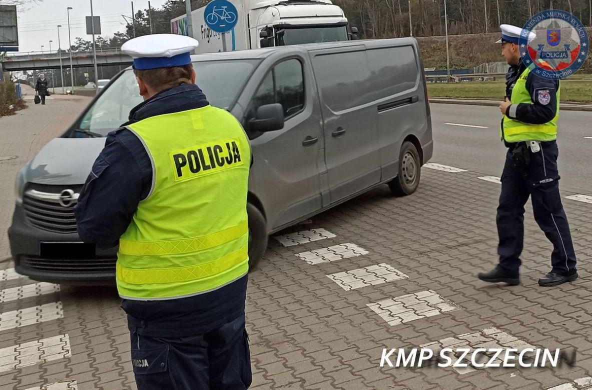 Policja w Szczecinie kontroluje ulice 