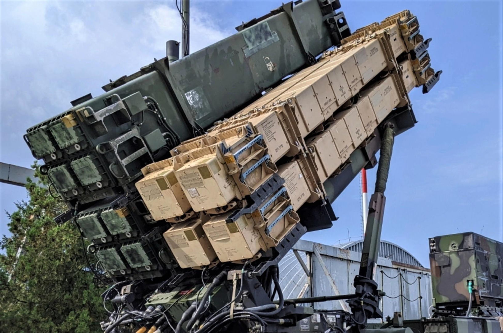 PAC-3MSE na wyrzutni Patriot