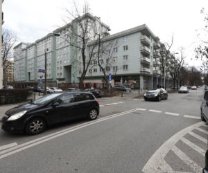 Klinika leczenia uzależnień przeniosła się z Pragi na Czerską. Mieszkańcy protestują