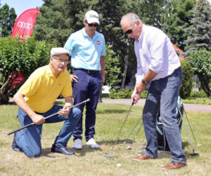 Karol Strasburger ćwiczy