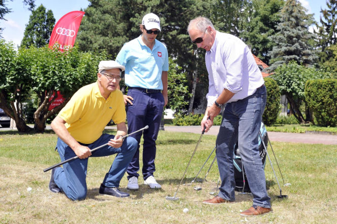 Karol Strasburger ćwiczy