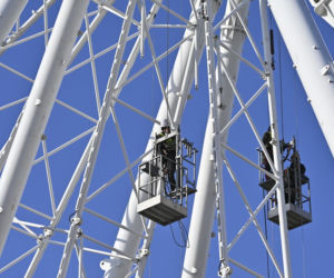 Dziwny obiekt w centrum Warszawy. Co tu powstaje? Stolica już stroi się na Boże Narodzenie!