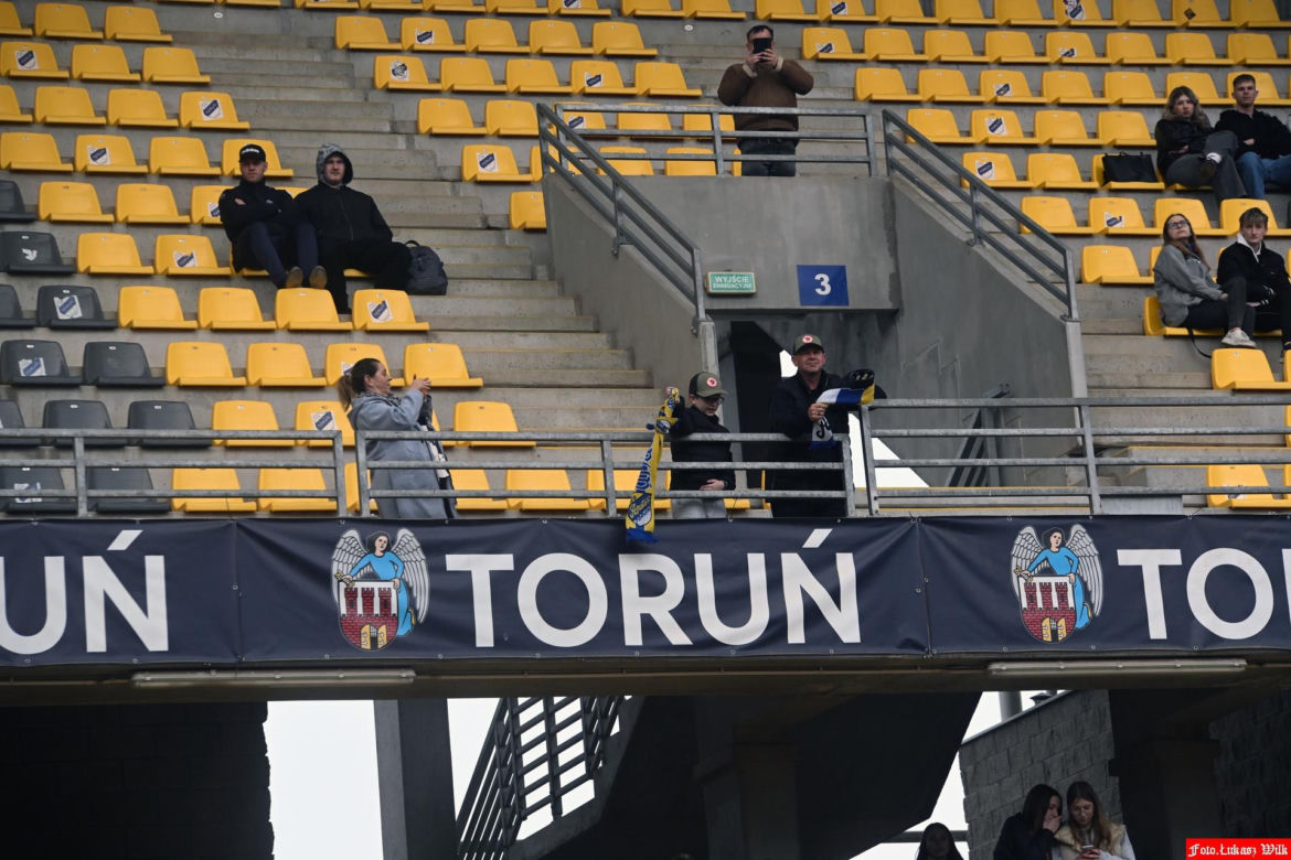 PRES Grupa Deweloperska Toruń - Bayersystem GKM Grudziądz, zdjęcia kibiców i zawodników ze sparingu przed startem PGE Ekstraligi