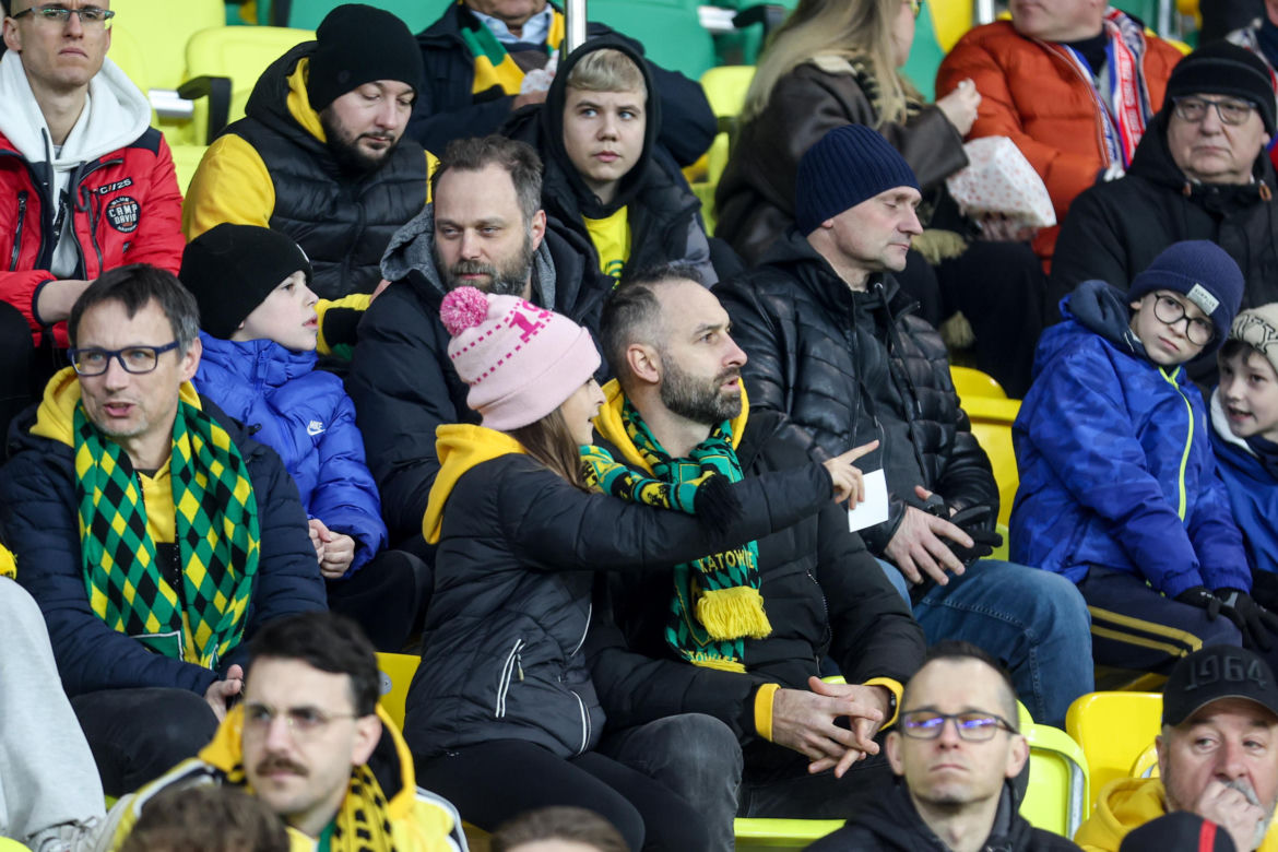GKS Katowice - Górnik Zabrze: Zdjęcia kibiców z Derbów Śląska w ramach 23. kolejki PKO BP Ekstraklasy