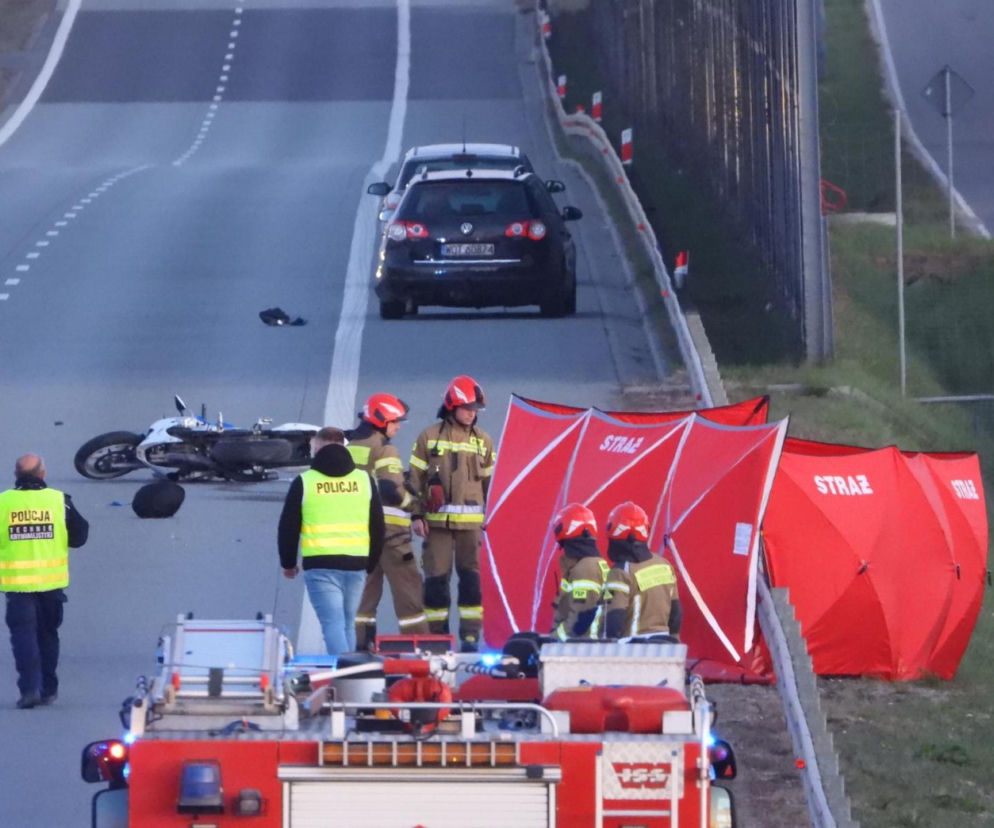 Tragiczny wypadek na S7 w Podolu. Nie żyje 36-letni motocyklista