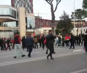 Polscy kibice zaatakowani w Albanii