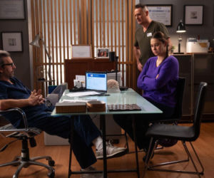 Na dobre i na złe odc. 987. Artur Bart (Piotr Głowacki), Aleś Zagajewski (Paweł Małaszyński), Iga Kaczorowska (Anna Szymańczyk)