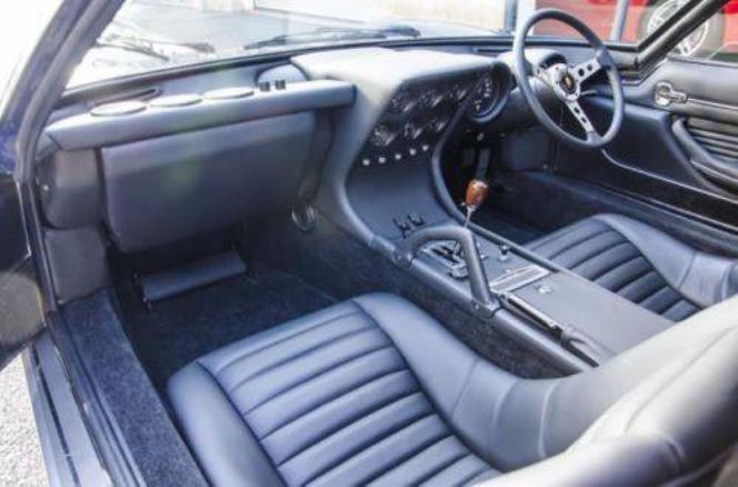 Lamborghini Miura SV Roda Stewarta