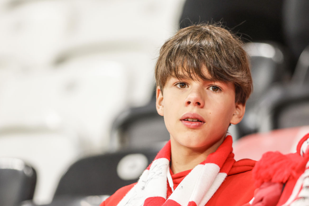 Widzew Łódź - Wisła Kraków; Zdjęcia kibiców i zawodników z meczu 11. kolejki PKO BP Ekstraklasy 2026/27