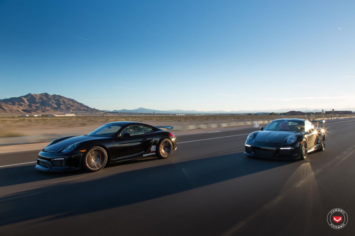 Porsche na felgach Vossen