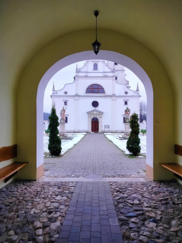 Pustelnia Złotego Lasu w Rytwianach