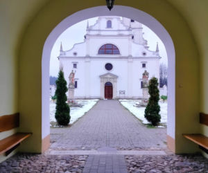 Pustelnia Złotego Lasu w Rytwianach