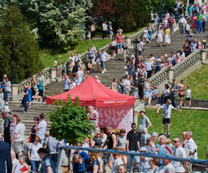 3 MAJA: Biało-czerwone flagi i polonez. Tak świętował Lublin