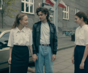 Stulecie Winnych 4 odc. 51. Ula (Kamila Tytło), Julia Jula (Maja Kowalska), Jeremi (Piotr Napierała)