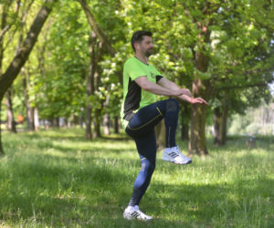 Rozciąga się dla Biedronia