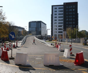 Kierowcy czekają na wiadukt