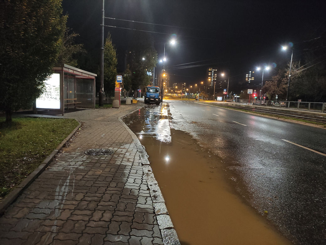 Ogromna awaria pod domem prezesa Kaczyńskiego
