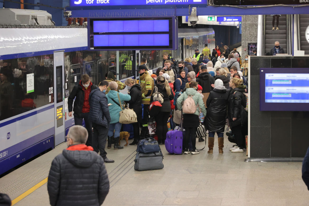 Wielkie opóźnienia na kolei. Wszystko przez atak hakerski