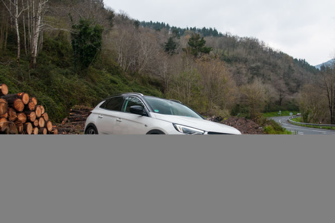 Opel Grandland X Ultimate 2.0 Diesel 177 KM