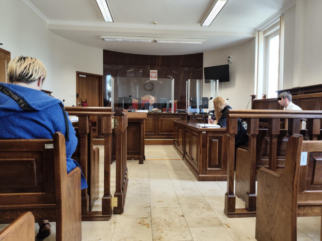 Uwięził i molestował 11-latkę