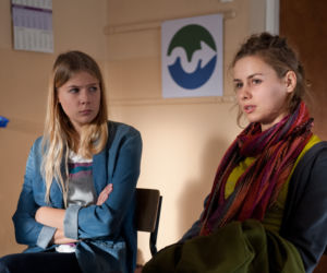 Na Wspólnej. Karina (Marta Kurzak), Ola (Marta Wierzbicka)