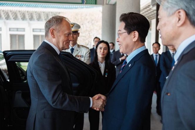 Premier Donald Tusk w Korei i Japonii