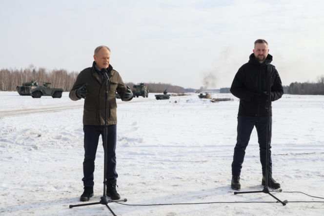 Premier i szef MON na poligonie w Zielonce obserwowali testy bezzałogowców