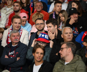 Tak kibice Wisły Kraków bawili się na trybunach. Znajdź się na zdjęciach