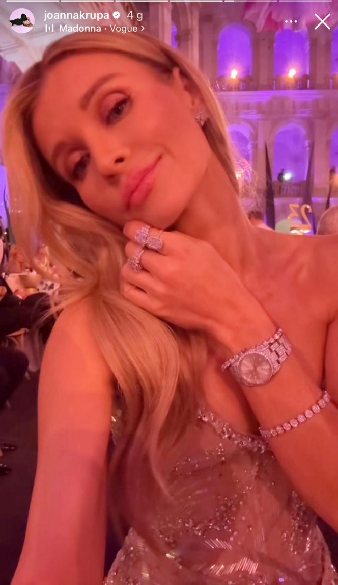 Joanna Krupa błysnęła na balu