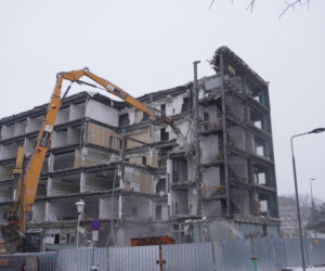 Rozbiórka słynnego budynku UW na Mokotowie