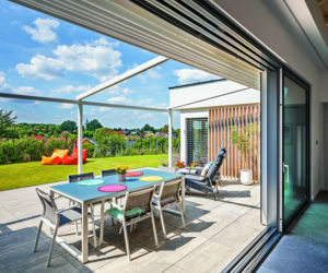 Automatyczne otwieranie okien w domu – to więcej niż wygoda 