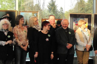 Poznali się na portalu społecznościowym i zachwycają twórczością. „Złota Linia” wkracza na Greenpoint