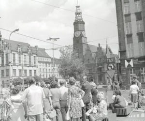 Postój taksówek na pl. Solnym, 1976 rok