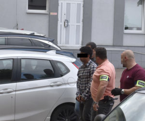 Początek procesu Wenezuelczyka. Koszykarz i ojciec małego dziecka zamordował Klaudię