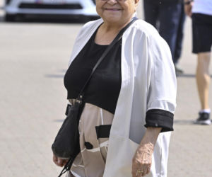 Pogrzeb Stanisławy Celińskiej. Tak się wystroiły gwiazdy. Karolak robił nawet zdjęcia telefonem! Wprowadzają nowy pogrzebowy savoir vivre?