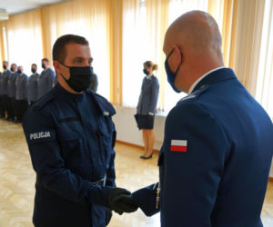 Mamy 33 nowych policjantów. Zobacz ich zdjęcia 