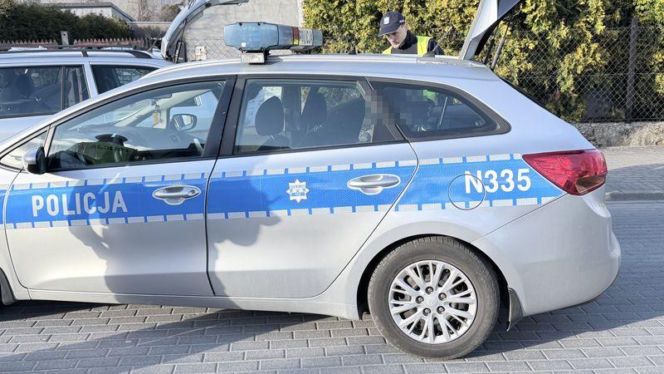 Kierowca ciężarówki znaleziony martwy przy dystrybutorze do tankowania. Sprawę bada prokuratura